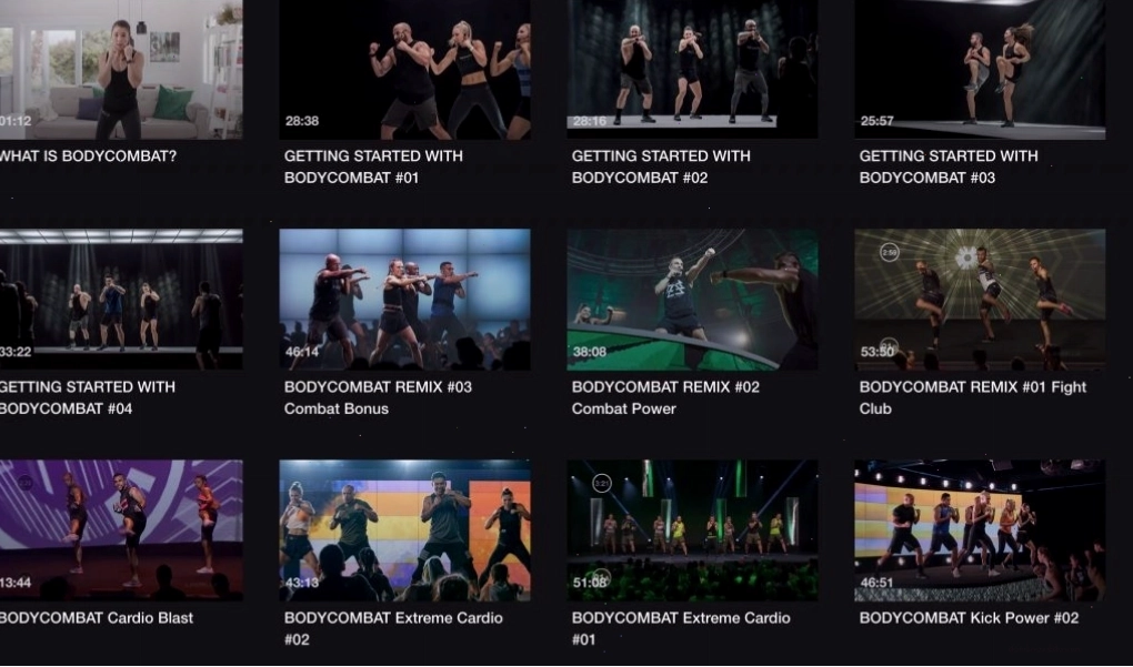 Người tập thực hiện các động tác đấm và đá trong bài tập Body Combat Les Mills