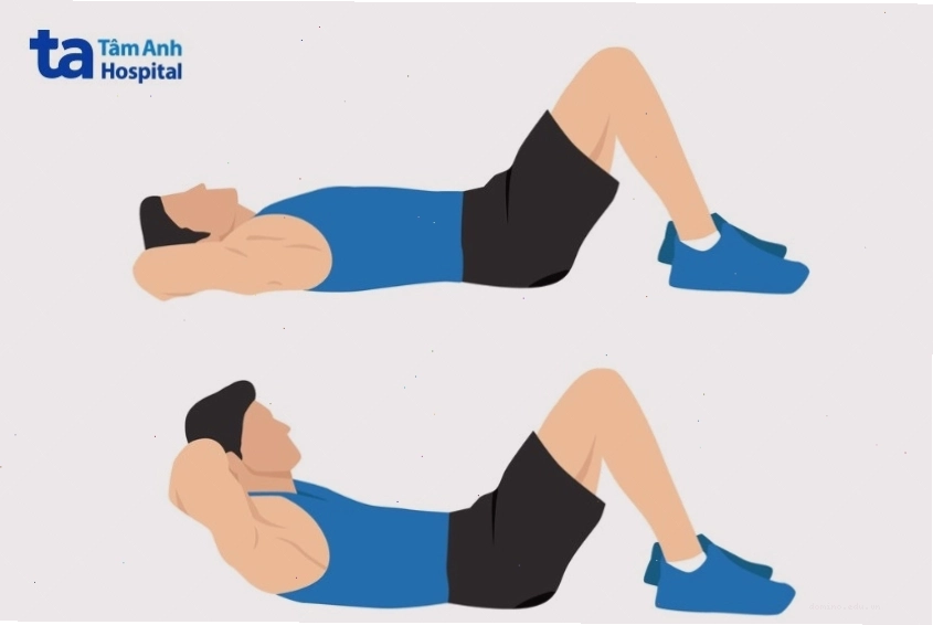 Người tập thực hiện động tác gập bụng (crunch) đúng kỹ thuật