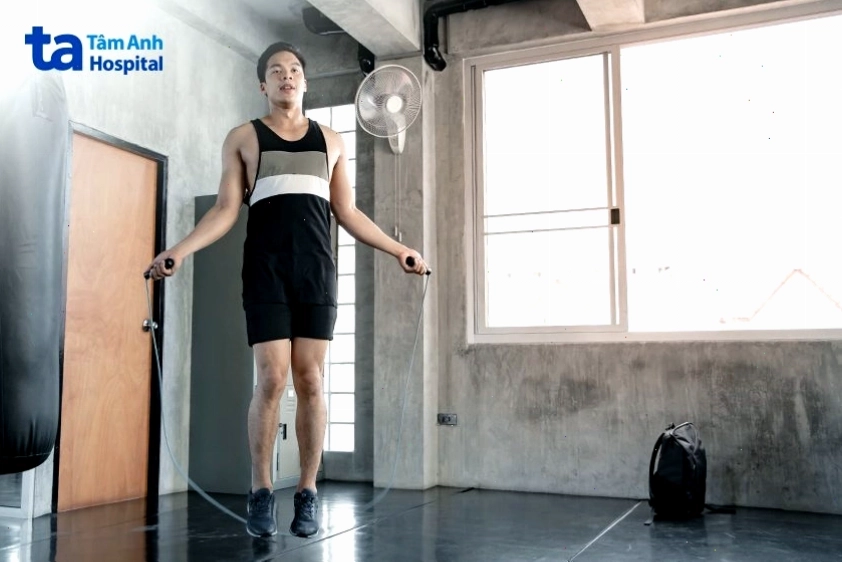 Nhảy dây giảm mỡ thừa toàn thân nhanh chóng