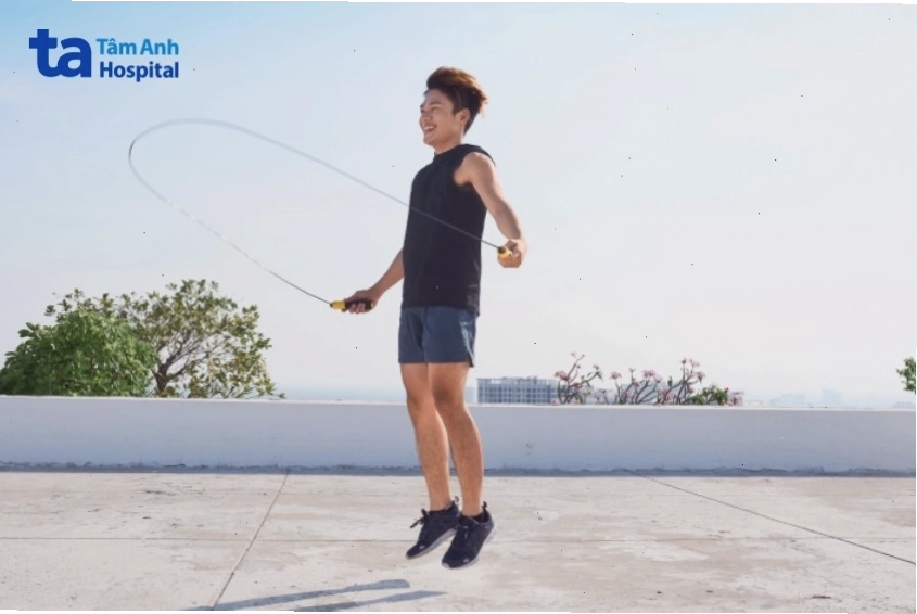Nhảy dây là bài tập đốt calo hiệu quả và thú vị