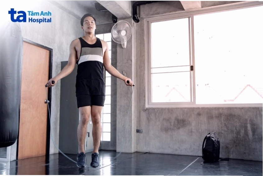 Nhảy dây là bài tập giảm mỡ thừa toàn thân hiệu quả và tiết kiệm chi phí