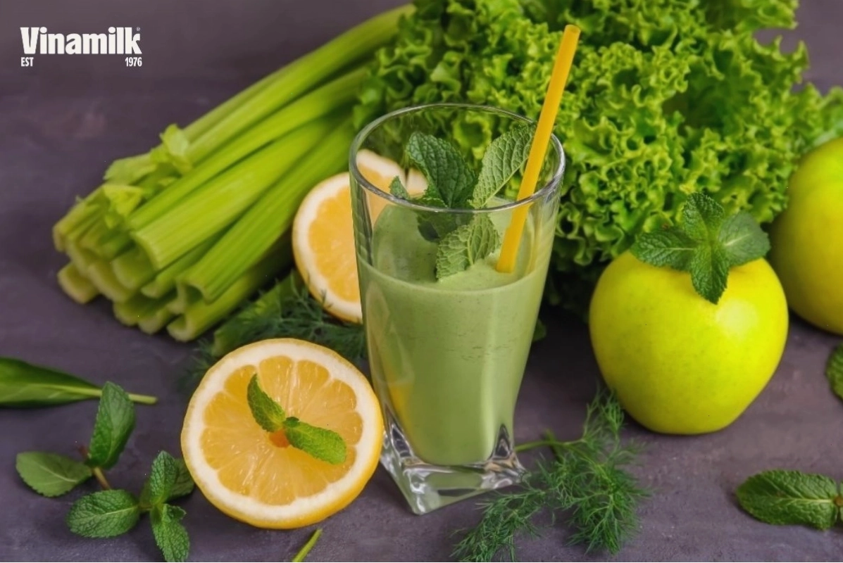Nước ép rau xanh đa dạng bổ sung chất xơ và vitamin