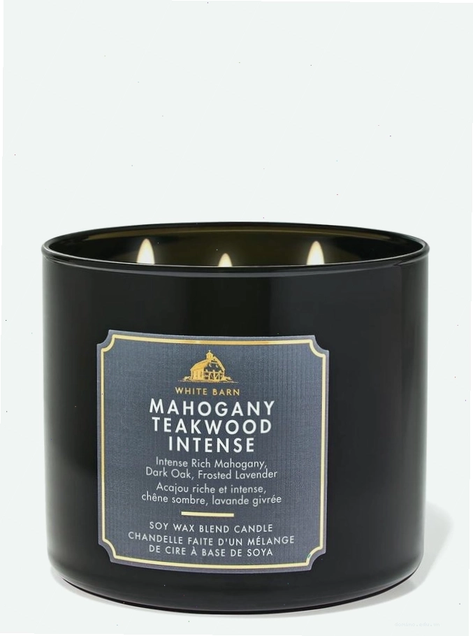 Nước hoa Mahogany Teakwood Intense với hương gỗ nồng nàn