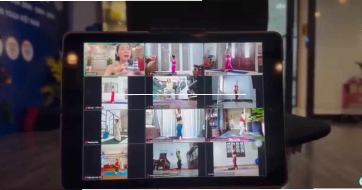 Omi Yoga chuyên dạy yoga online với lịch trình linh hoạt