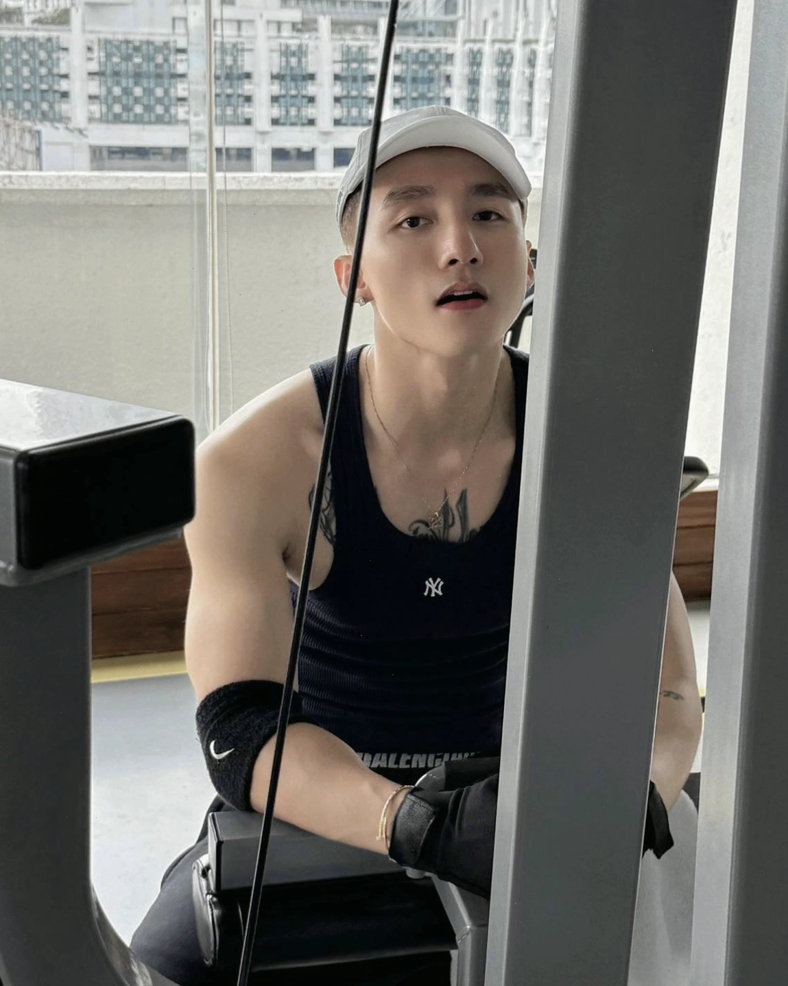 Phong cách biểu diễn ấn tượng của Sơn Tùng M-TP