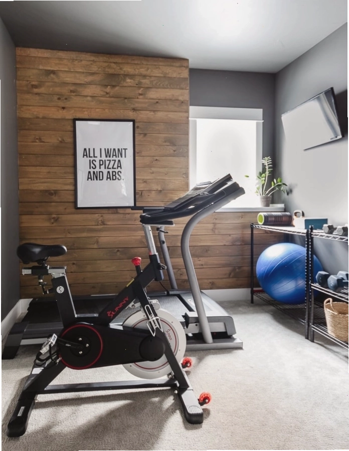Phòng gym với tường gỗ ấm áp và sơn xám than