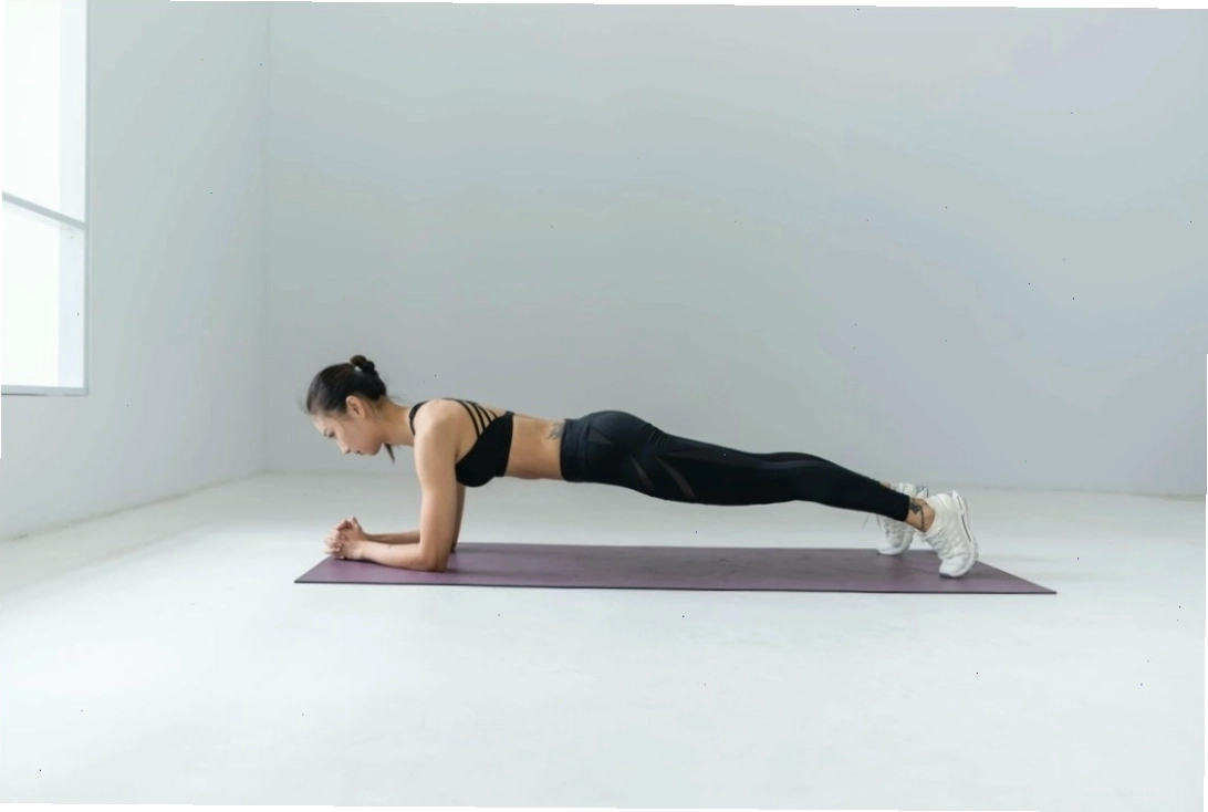 Plank là bài tập thể dục cho nữ lý tưởng