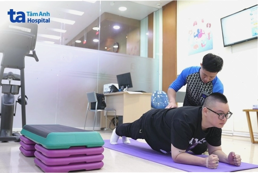 Plank tác động đến vùng bụng