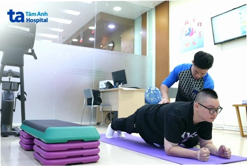 Plank tác động đến vùng bụng