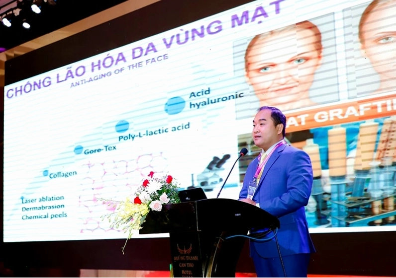 Review khách hàng nâng ngực sau 1 năm
