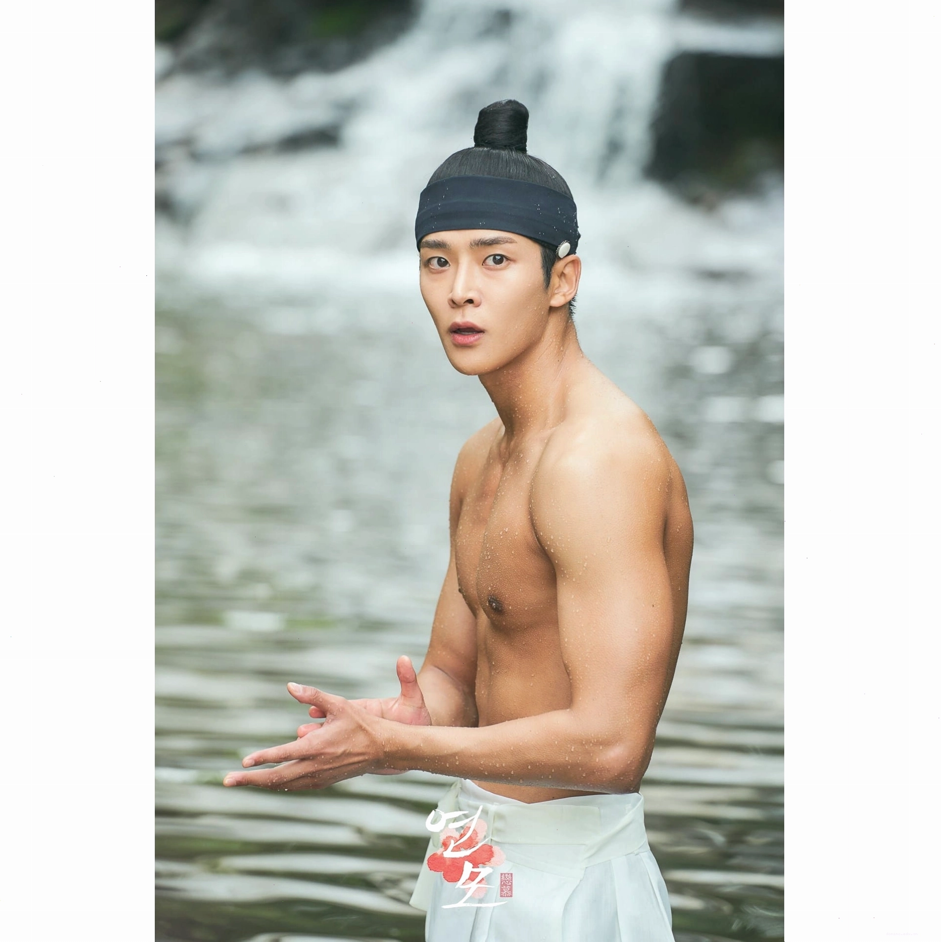Rowoon giảm cân nhanh chóng sau khi hoàn thành quay phim