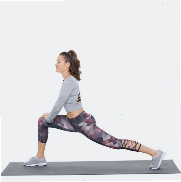 Runner Lunge giúp kéo giãn cơ gập hông hiệu quả