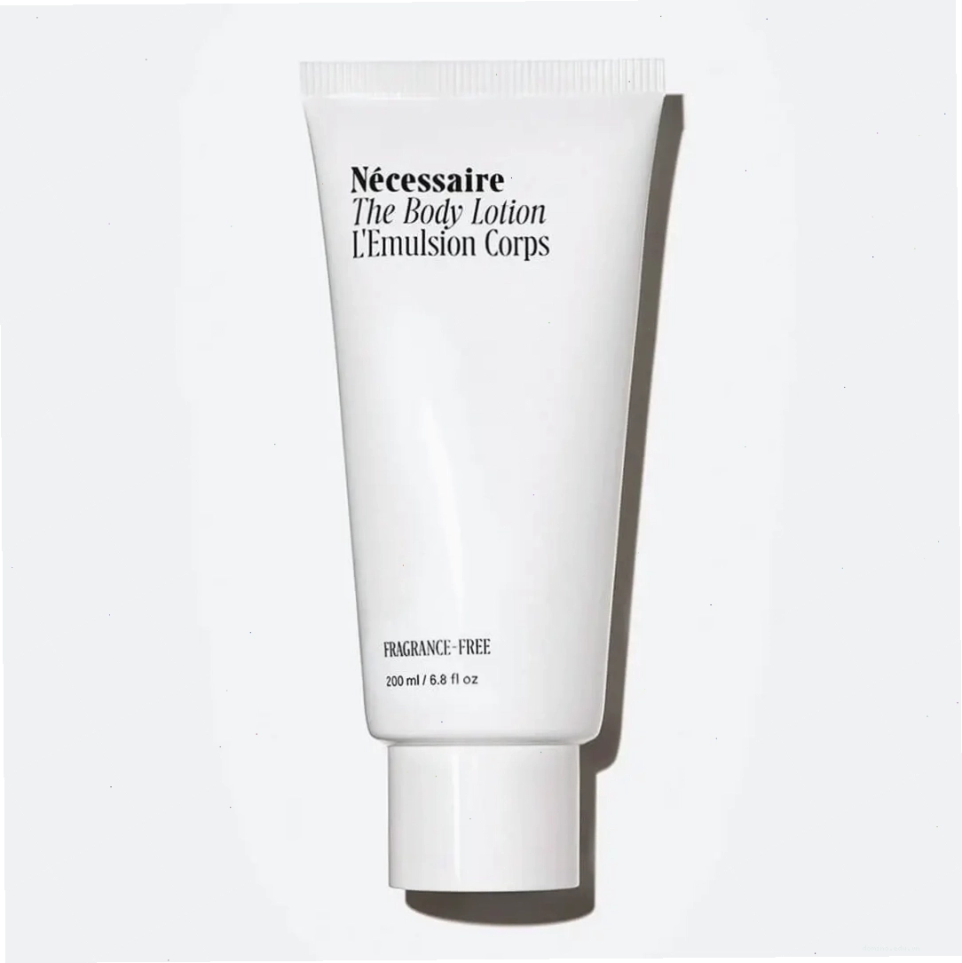 Sản phẩm Niacinamide Hydrating Body Lotion với kết cấu kem dưỡng ẩm mịn