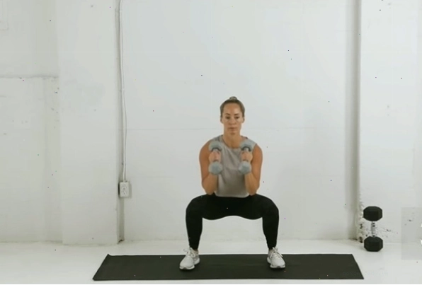 Sit and Stand Deadlift – Bài tập chân với tạ đơn