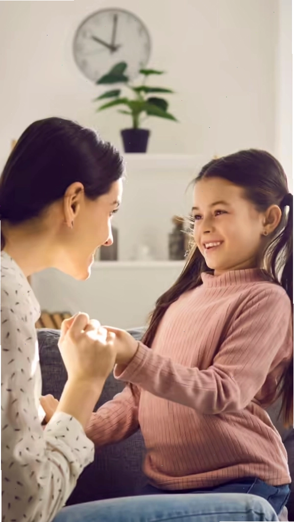 Song Kang với vóc dáng săn chắc ấn tượng