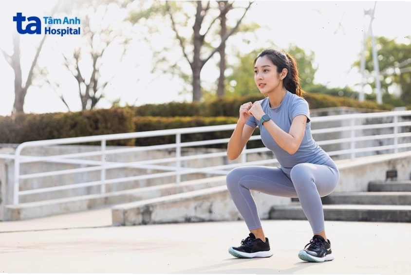 Squat tiêu mỡ toàn thân hiệu quả