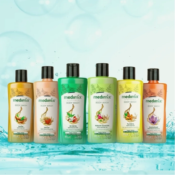 Sữa tắm Medimix dưỡng ẩm và làm sáng da