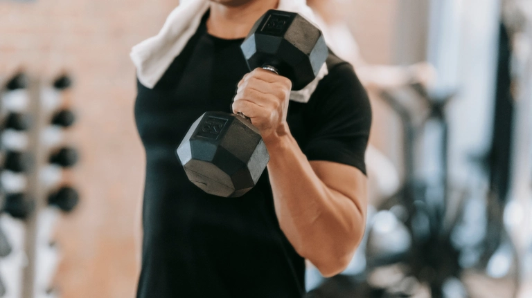 Tác hại của tập gym đối với nam giới: Hiểu đúng để tránh hậu quả
