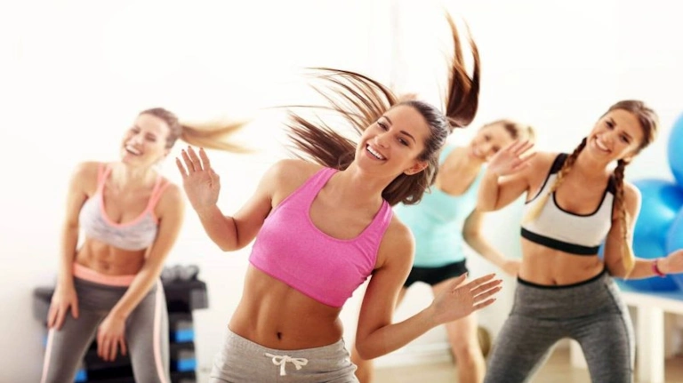 Tập Aerobic Giật Bụng: Giảm Mỡ Hiệu Quả và An Toàn