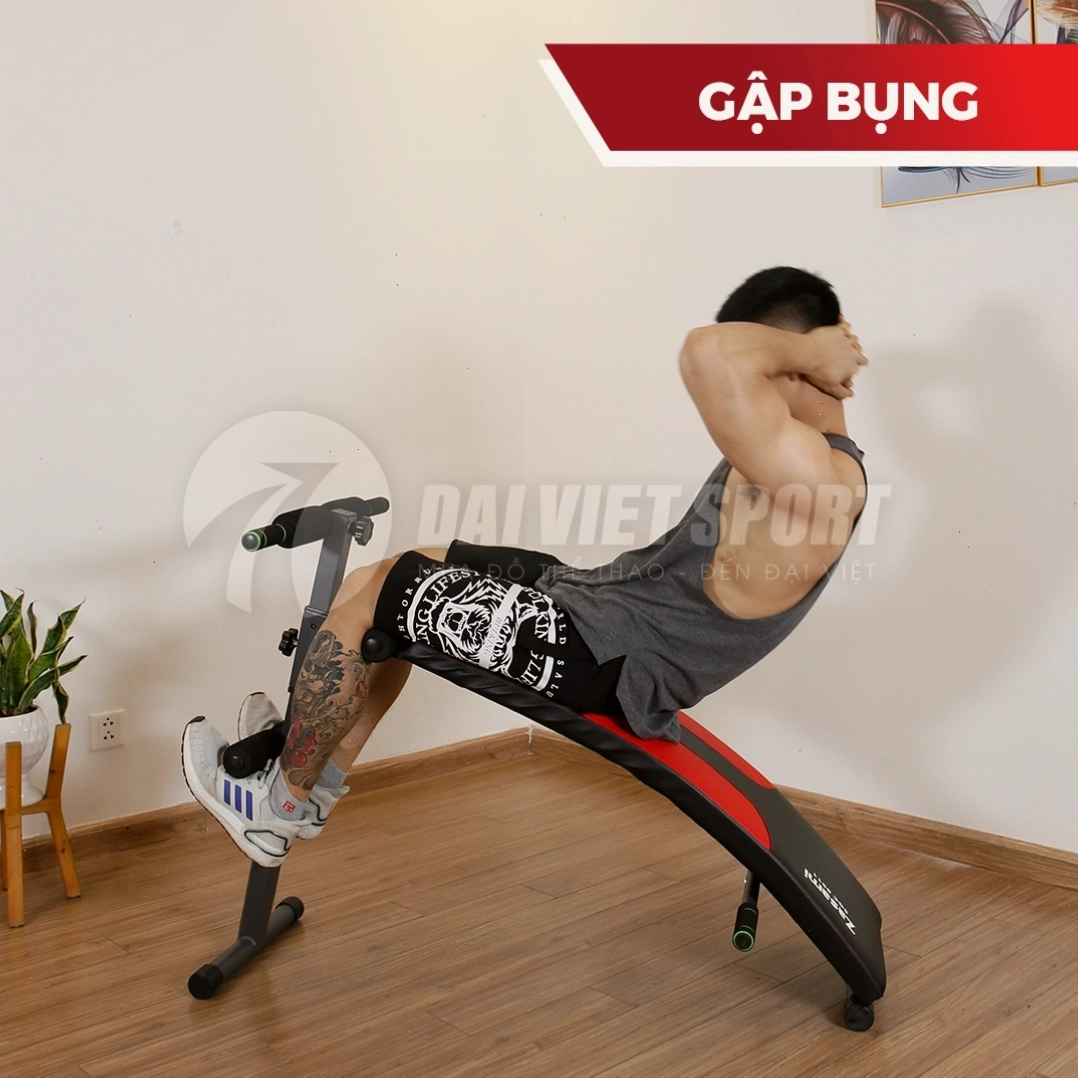 Tập bụng với ghế cong