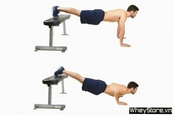 Tập Dumbbell Bench Press để tăng cơ ngực tại nhà