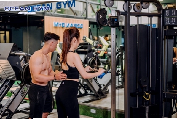 Tập gym buổi sáng giúp tối ưu hóa nồng độ testosterone cho việc xây dựng cơ bắp