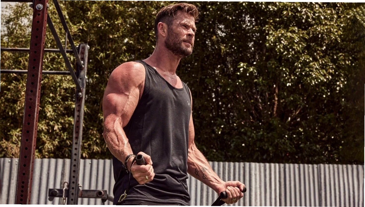Tập luyện để xây dựng cơ bắp theo phong cách của Chris Hemsworth