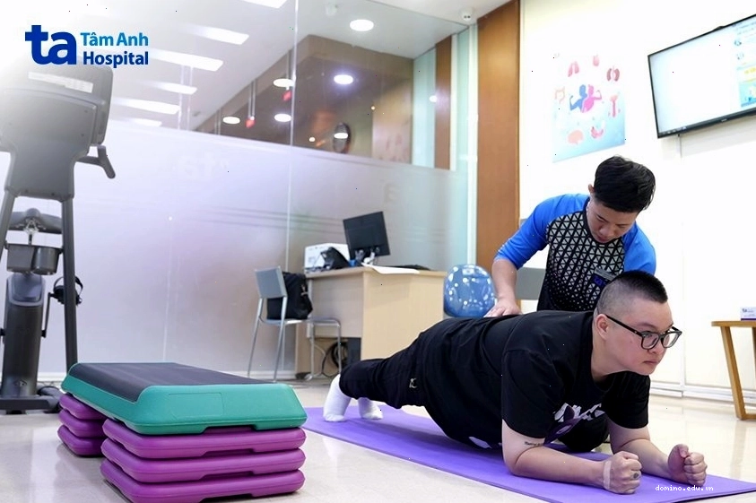 Tập plank tác động đến vùng bụng giúp giảm mỡ hiệu quả