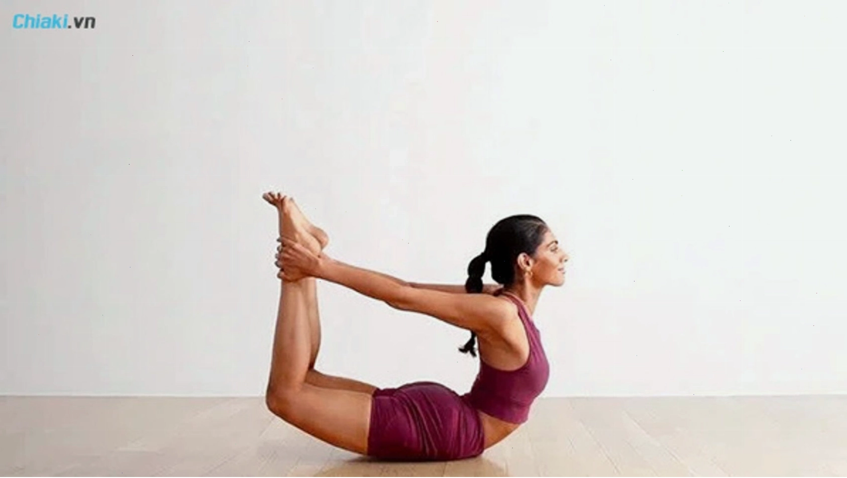 Tập Yoga giảm cân với tư thế cánh cung