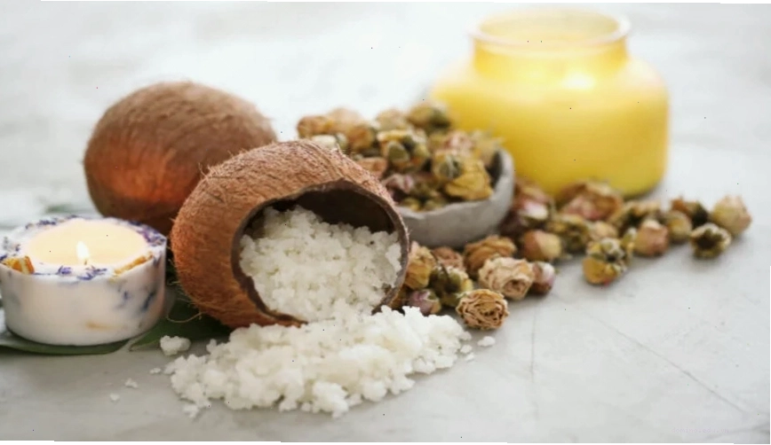 Tẩy tế bào chết toàn thân bằng muối biển và dầu oliu