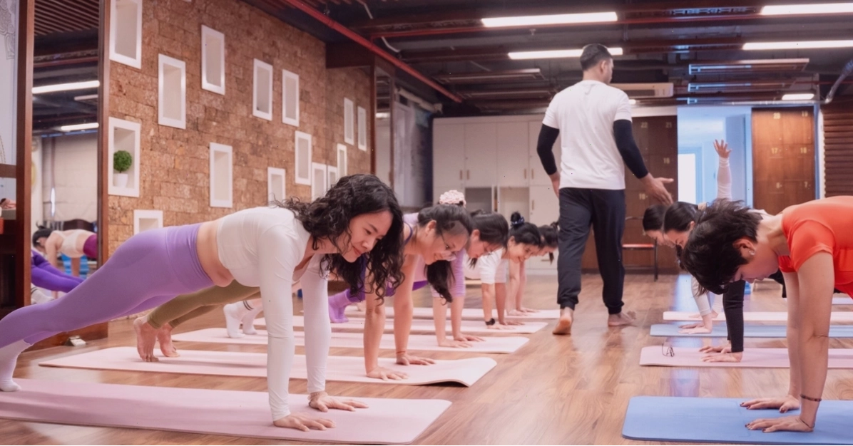 Tham khảo học huấn luyện viên yoga tại Hương Anh Yoga Academy