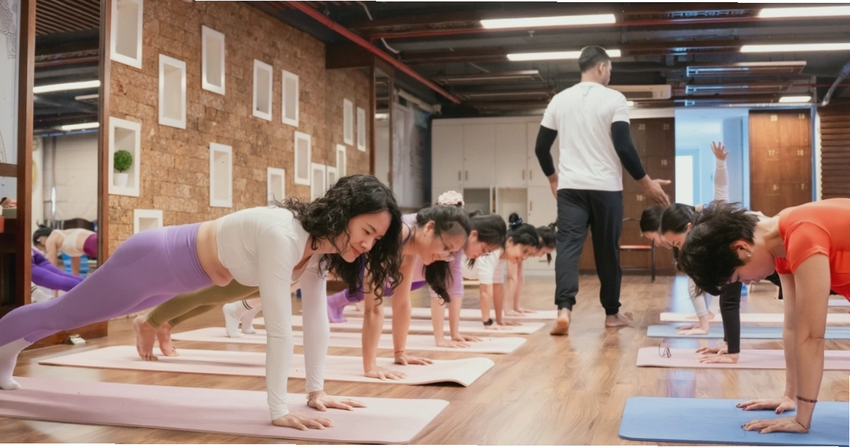 Tham khảo học huấn luyện viên yoga tại Hương Anh Yoga Academy