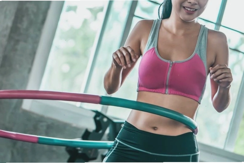 Tham khảo hướng dẫn cách lắc vòng giảm mỡ bụng và áp dụng theo