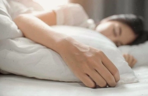 Theo National Sleep Foundation, yoga có thể giúp bạn ngủ sâu giấc hơn