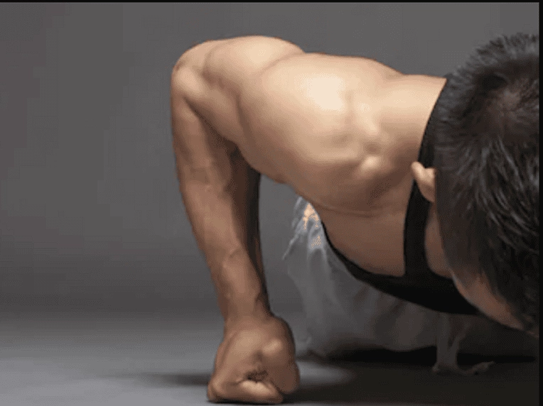 Thử thách 30 ngày Hít Đất: Lịch trình chi tiết và sự biến đổi cơ thể
