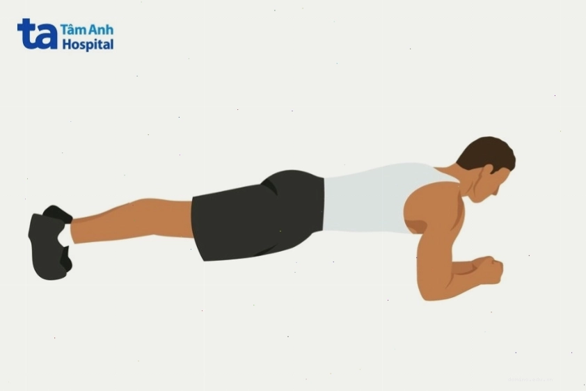 Thực hiện bài tập plank cơ bản giữ thẳng người