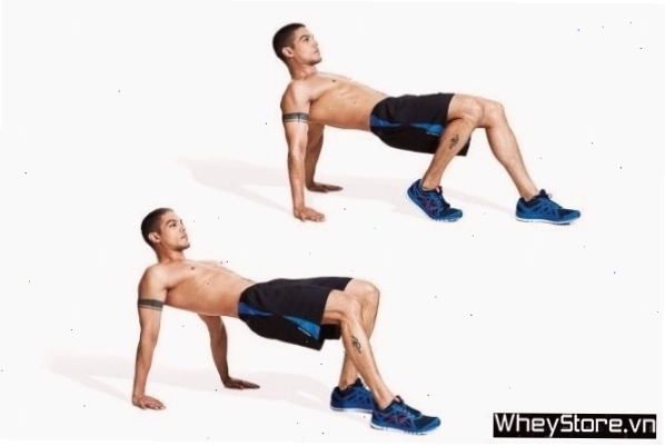 Thực hiện bài tập Wrist Dumbbell Curls với tạ đơn tại nhà