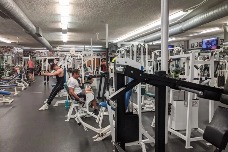Titan Gym: Nâng tầm sức khỏe và vóc dáng tại Rantoul, Illinois