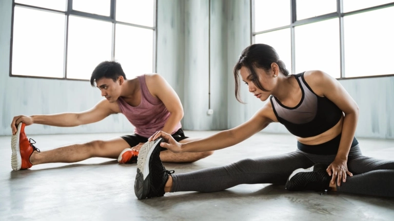 Top 15 Bài Tập Kéo Giãn Cơ Toàn Thân Hiệu Quả Cho Nam Và Nữ