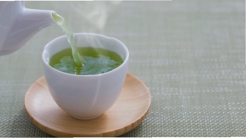 Trà xanh hỗ trợ giảm cân và giảm mỡ bụng