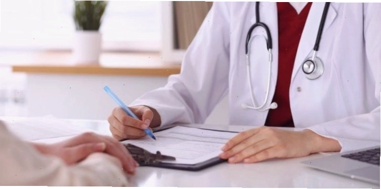 Trao đổi với bác sĩ trước khi bắt đầu chế độ tập luyện mới