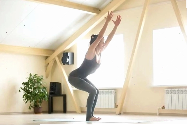 Tư thế cái ghế Utkatasana hỗ trợ đốt cháy calo