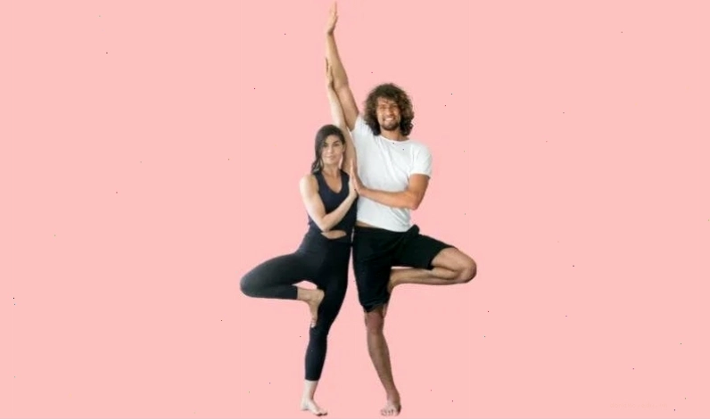 Tư thế cùng thở trong Yoga đôi