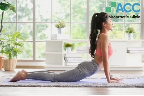 Tư thế Em bé giúp thư giãn cột sống sau khi tập yoga