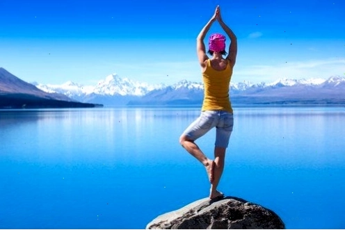 Tư thế Ngọn núi (Tadasana) cho người mới tập yoga