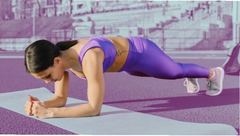 Tư thế plank giúp kích thích lưu thông máu và tăng cường trao đổi chất