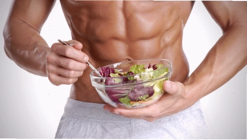 Uống đủ nước là yếu tố then chốt cho người tập gym để phục hồi và duy trì hiệu suất