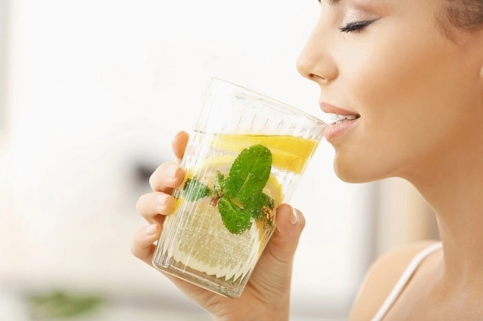 Uống nước chanh đúng cách để giảm cân hiệu quả và an toàn