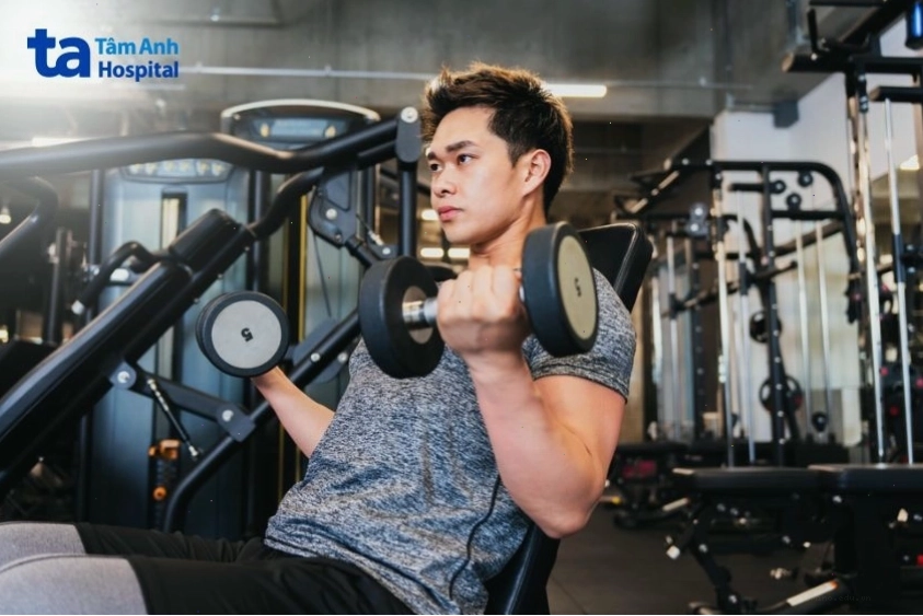 Vận động giúp giảm mỡ bụng