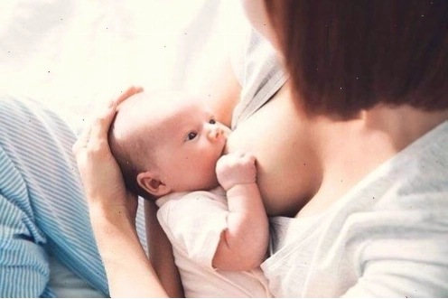 Việc cấy ghép ngực có thể gây ra tình trạng đau vú